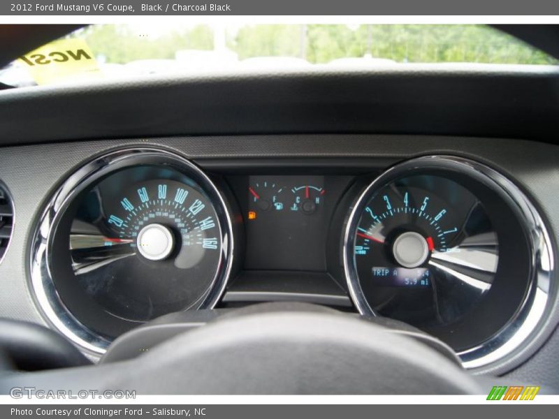  2012 Mustang V6 Coupe V6 Coupe Gauges