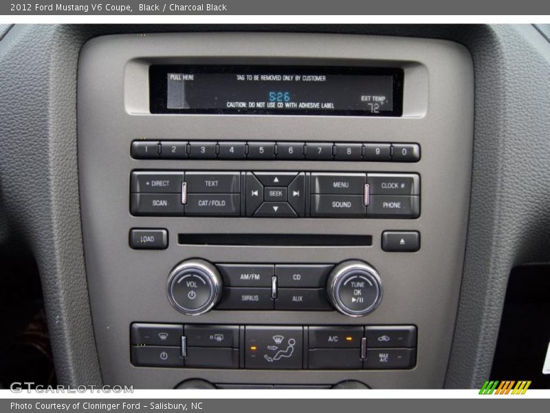 Controls of 2012 Mustang V6 Coupe