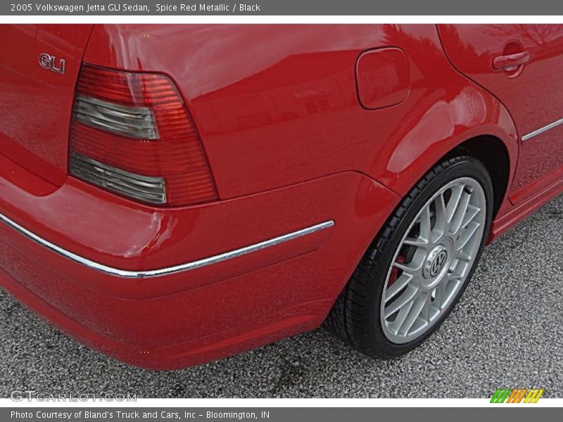 Spice Red Metallic / Black 2005 Volkswagen Jetta GLI Sedan