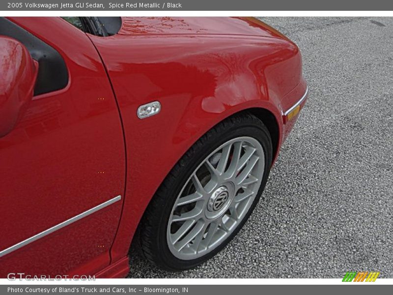 Spice Red Metallic / Black 2005 Volkswagen Jetta GLI Sedan