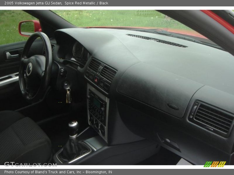 Spice Red Metallic / Black 2005 Volkswagen Jetta GLI Sedan