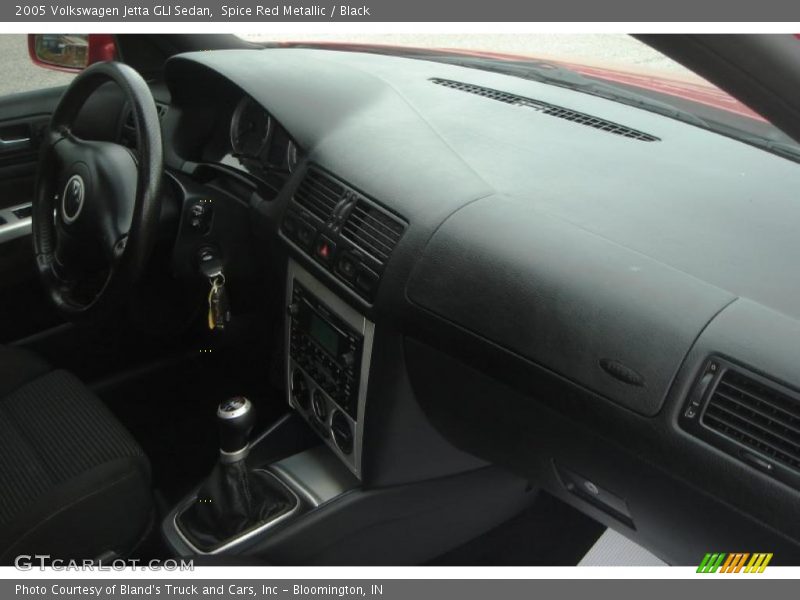 Spice Red Metallic / Black 2005 Volkswagen Jetta GLI Sedan