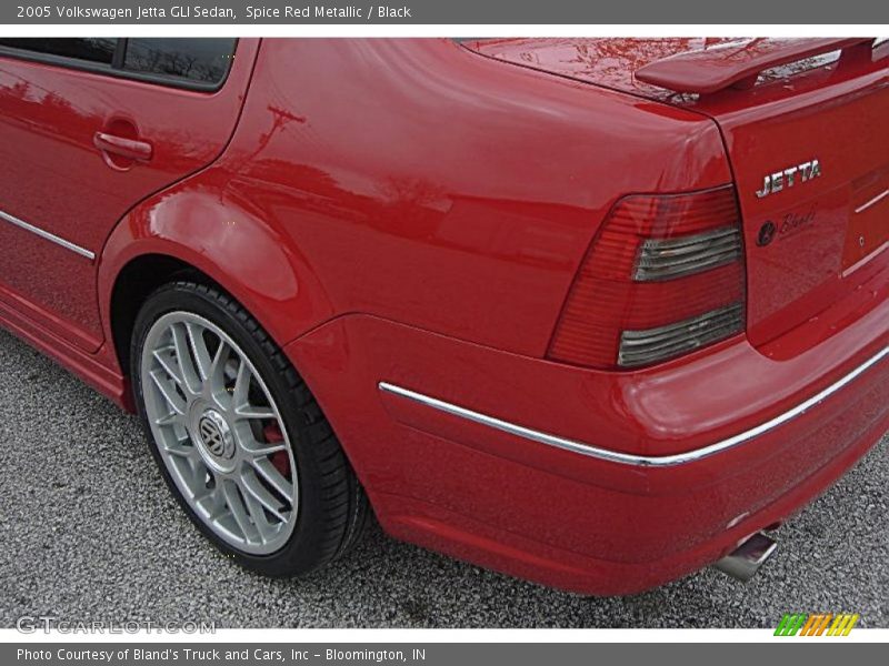 Spice Red Metallic / Black 2005 Volkswagen Jetta GLI Sedan