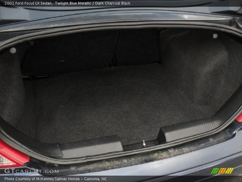 Twilight Blue Metallic / Dark Charcoal Black 2001 Ford Focus LX Sedan
