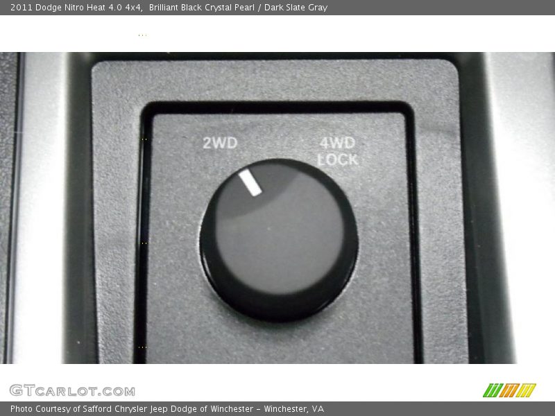 Brilliant Black Crystal Pearl / Dark Slate Gray 2011 Dodge Nitro Heat 4.0 4x4