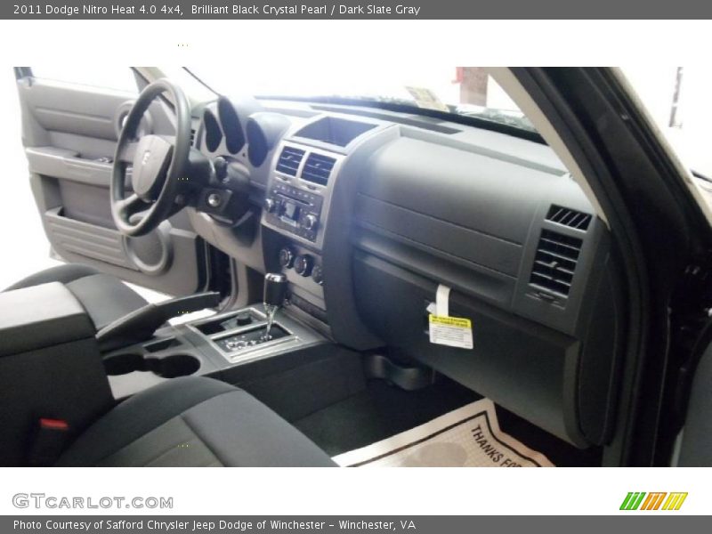 Brilliant Black Crystal Pearl / Dark Slate Gray 2011 Dodge Nitro Heat 4.0 4x4