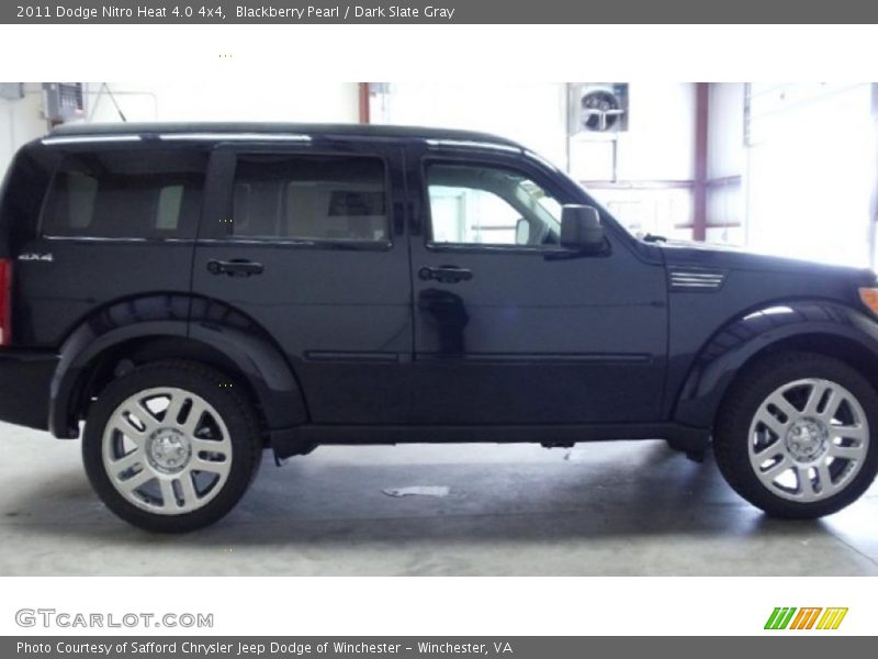 Blackberry Pearl / Dark Slate Gray 2011 Dodge Nitro Heat 4.0 4x4