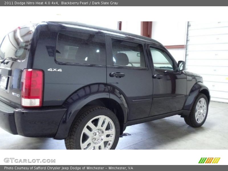 Blackberry Pearl / Dark Slate Gray 2011 Dodge Nitro Heat 4.0 4x4