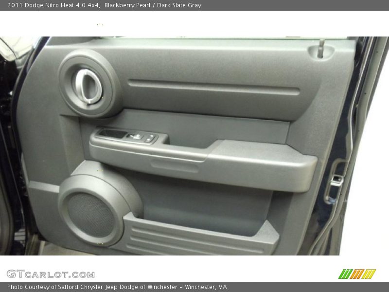 Blackberry Pearl / Dark Slate Gray 2011 Dodge Nitro Heat 4.0 4x4