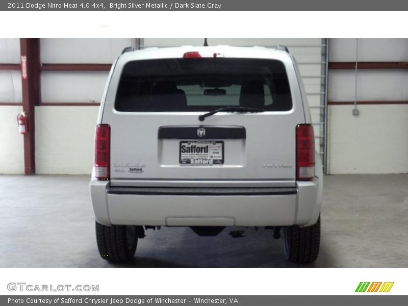 Bright Silver Metallic / Dark Slate Gray 2011 Dodge Nitro Heat 4.0 4x4