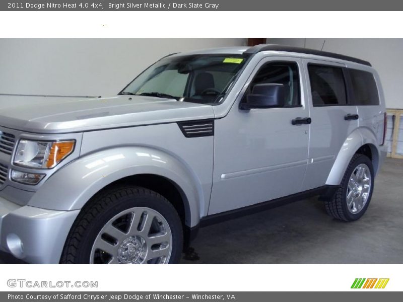 Bright Silver Metallic / Dark Slate Gray 2011 Dodge Nitro Heat 4.0 4x4