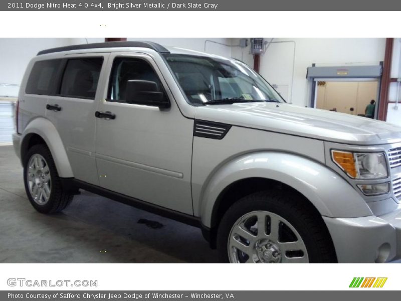 Bright Silver Metallic / Dark Slate Gray 2011 Dodge Nitro Heat 4.0 4x4
