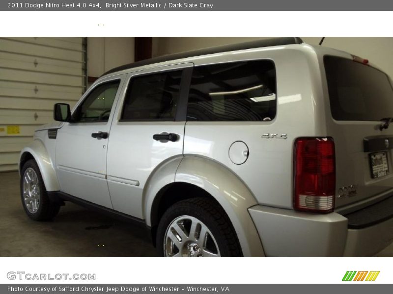 Bright Silver Metallic / Dark Slate Gray 2011 Dodge Nitro Heat 4.0 4x4