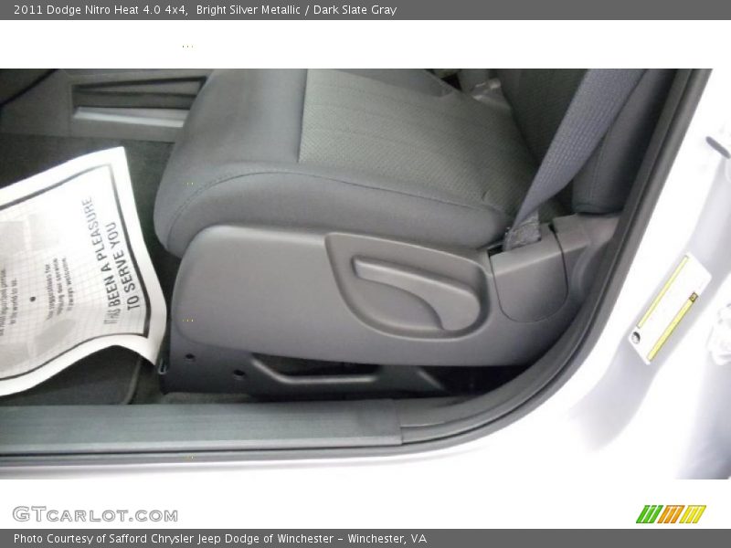 Bright Silver Metallic / Dark Slate Gray 2011 Dodge Nitro Heat 4.0 4x4