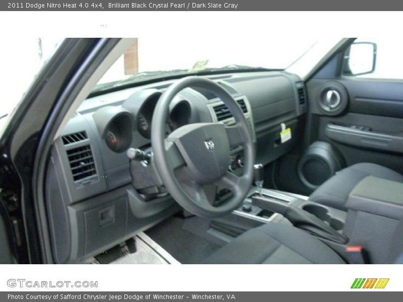 Brilliant Black Crystal Pearl / Dark Slate Gray 2011 Dodge Nitro Heat 4.0 4x4