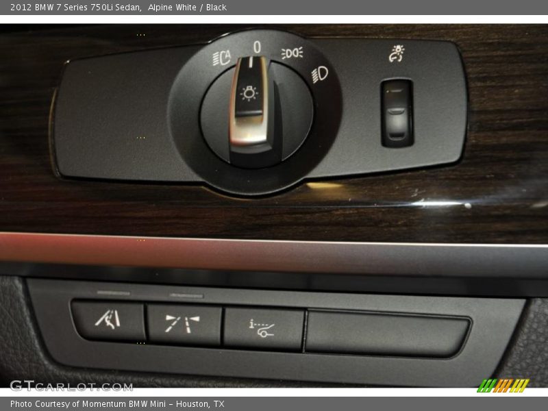 Controls of 2012 7 Series 750Li Sedan