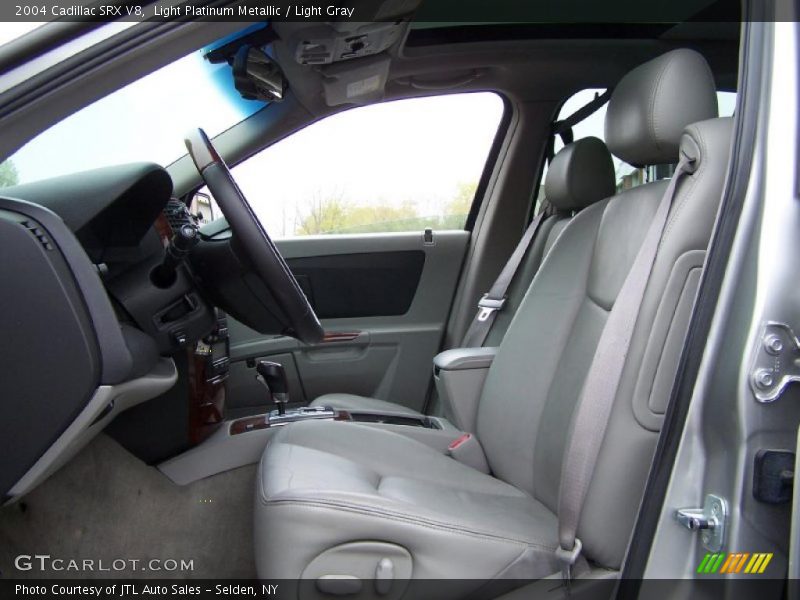 Light Platinum Metallic / Light Gray 2004 Cadillac SRX V8