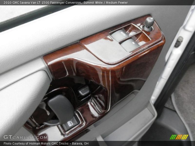 Summit White / Medium Pewter 2010 GMC Savana Van LT 1500 Passenger Conversion