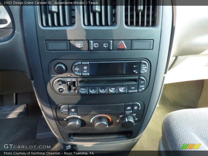 Aquamarine Metallic / Taupe 2002 Dodge Grand Caravan SE