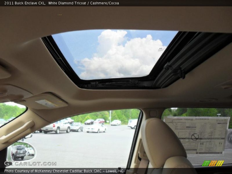 White Diamond Tricoat / Cashmere/Cocoa 2011 Buick Enclave CXL
