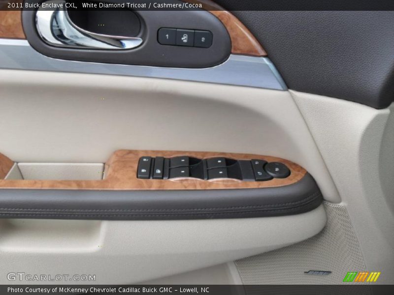 White Diamond Tricoat / Cashmere/Cocoa 2011 Buick Enclave CXL