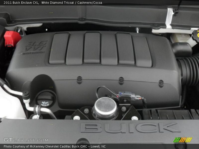 White Diamond Tricoat / Cashmere/Cocoa 2011 Buick Enclave CXL