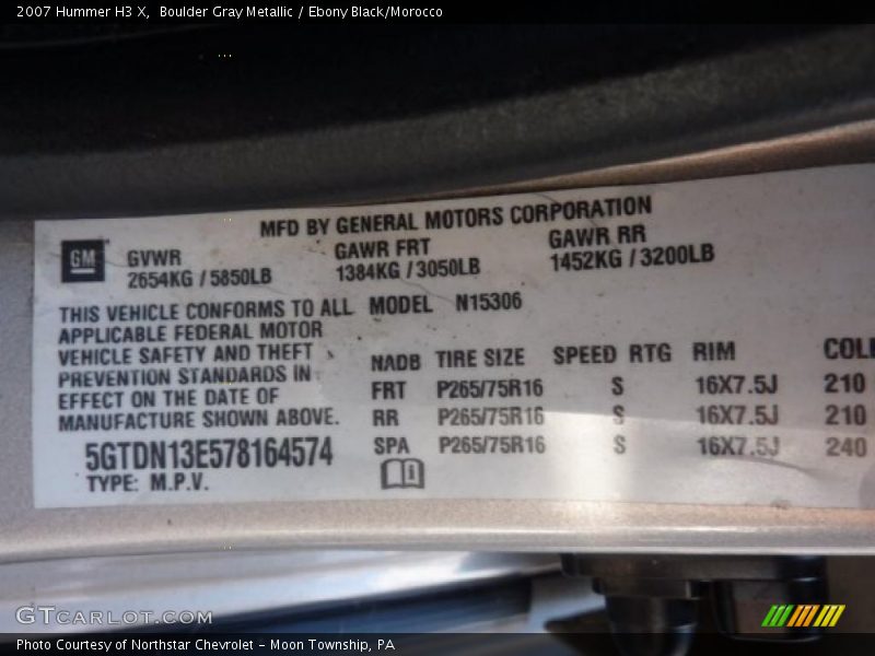 Boulder Gray Metallic / Ebony Black/Morocco 2007 Hummer H3 X