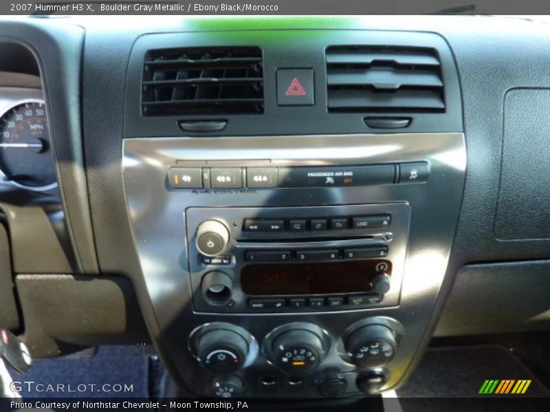 Boulder Gray Metallic / Ebony Black/Morocco 2007 Hummer H3 X
