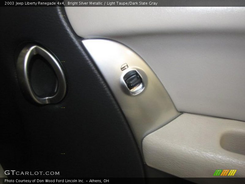 Bright Silver Metallic / Light Taupe/Dark Slate Gray 2003 Jeep Liberty Renegade 4x4
