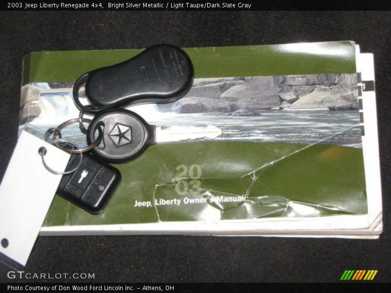 Bright Silver Metallic / Light Taupe/Dark Slate Gray 2003 Jeep Liberty Renegade 4x4