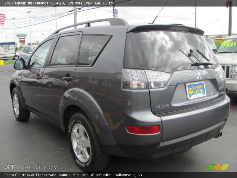 Graphite Gray Pearl / Black 2007 Mitsubishi Outlander LS 4WD