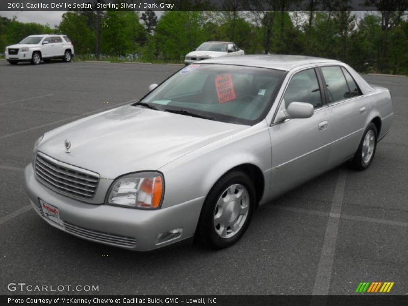 Sterling Silver / Dark Gray 2001 Cadillac DeVille Sedan