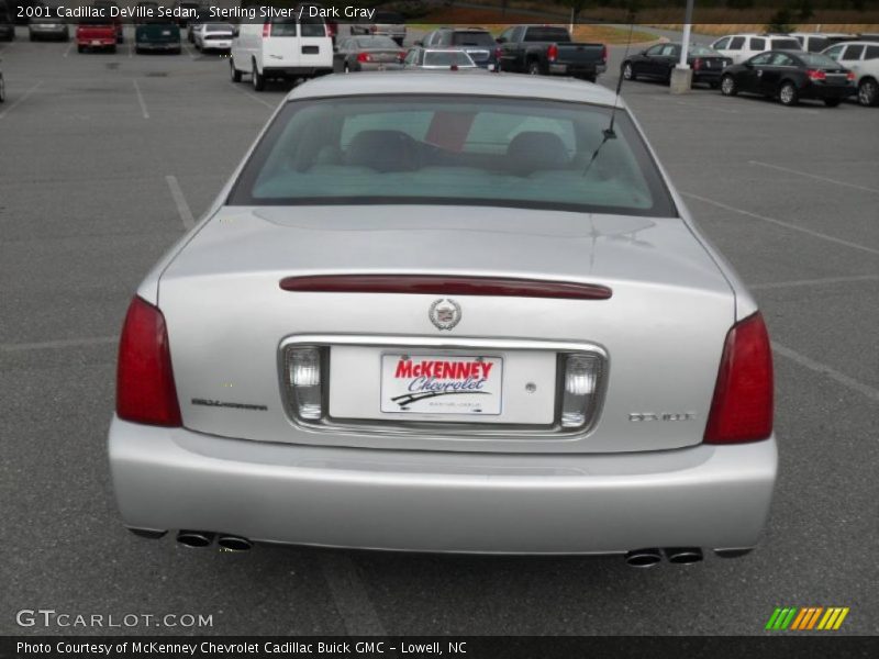 Sterling Silver / Dark Gray 2001 Cadillac DeVille Sedan