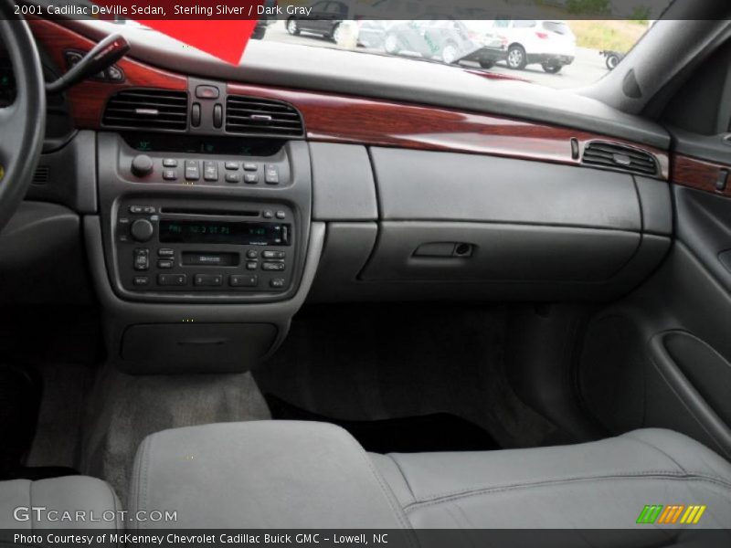 Sterling Silver / Dark Gray 2001 Cadillac DeVille Sedan