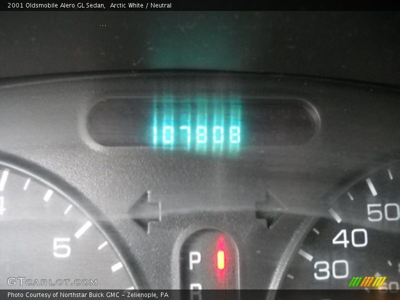 Arctic White / Neutral 2001 Oldsmobile Alero GL Sedan