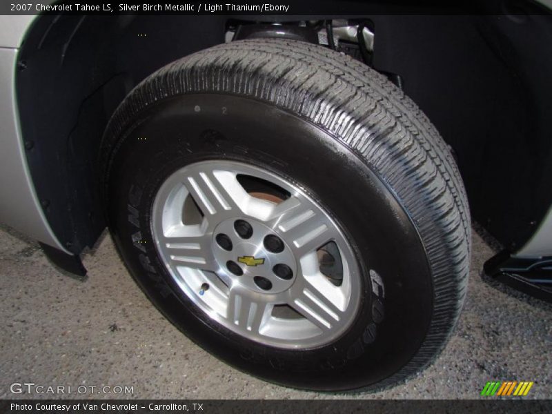  2007 Tahoe LS Wheel