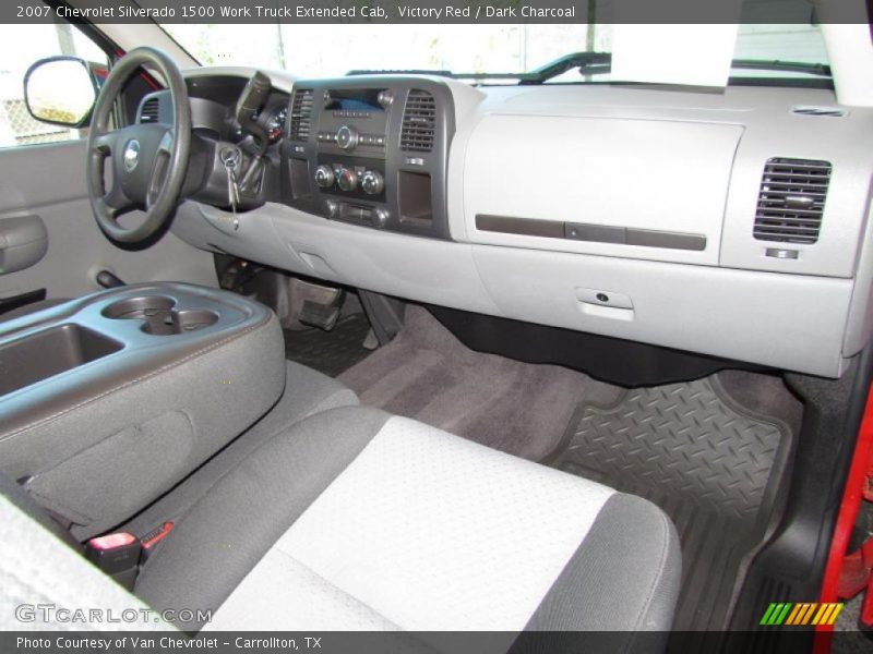 Victory Red / Dark Charcoal 2007 Chevrolet Silverado 1500 Work Truck Extended Cab