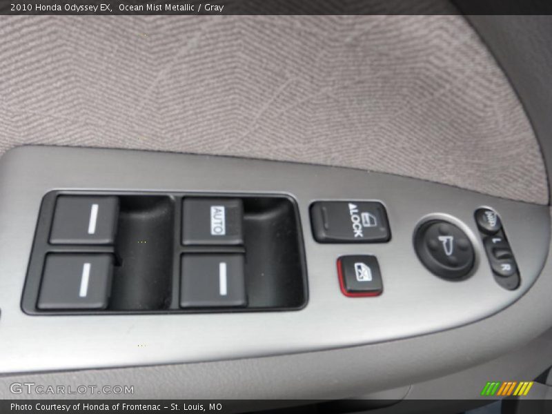Ocean Mist Metallic / Gray 2010 Honda Odyssey EX