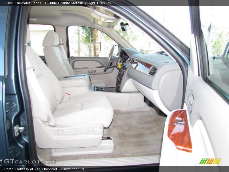  2009 Tahoe LT Light Titanium Interior