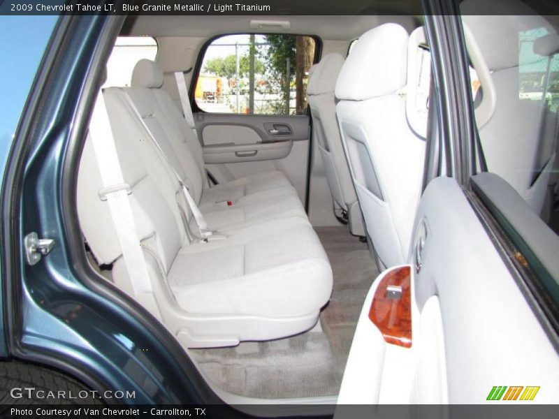  2009 Tahoe LT Light Titanium Interior