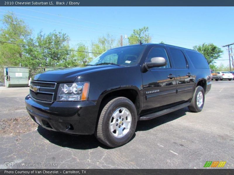 Front 3/4 View of 2010 Suburban LS
