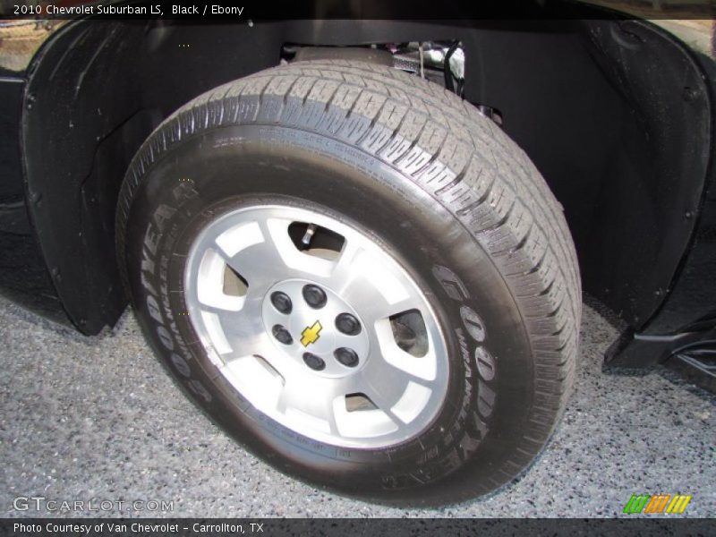  2010 Suburban LS Wheel