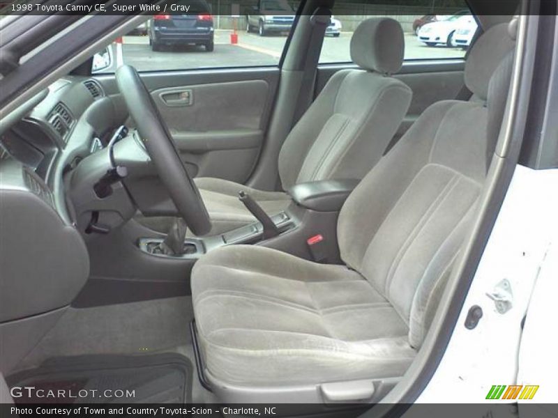 Super White / Gray 1998 Toyota Camry CE