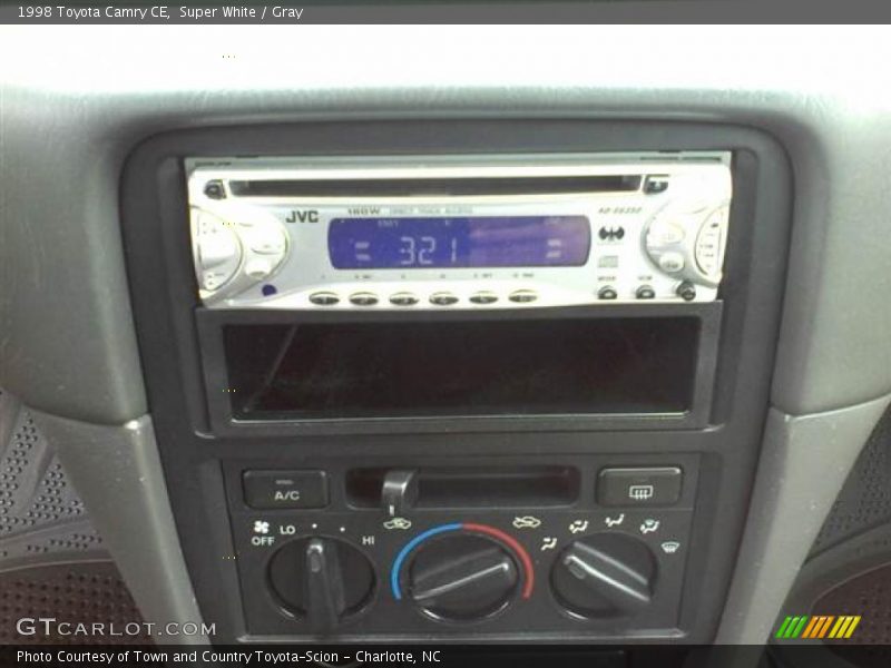 Super White / Gray 1998 Toyota Camry CE