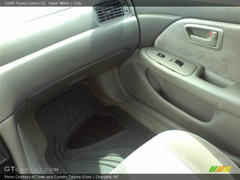 Super White / Gray 1998 Toyota Camry CE