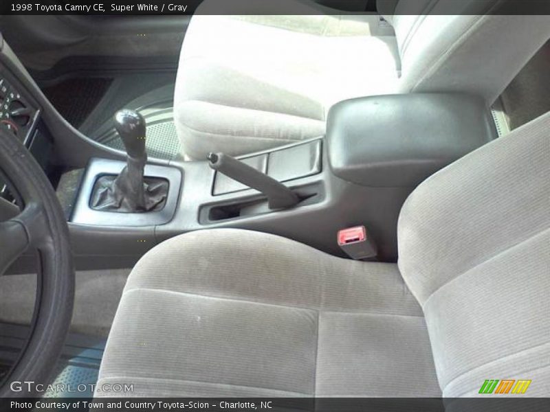Super White / Gray 1998 Toyota Camry CE