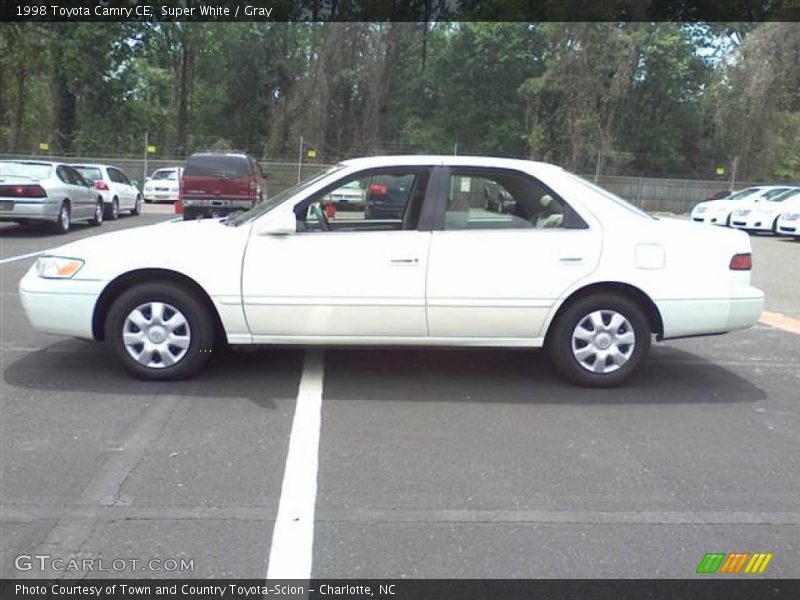 Super White / Gray 1998 Toyota Camry CE