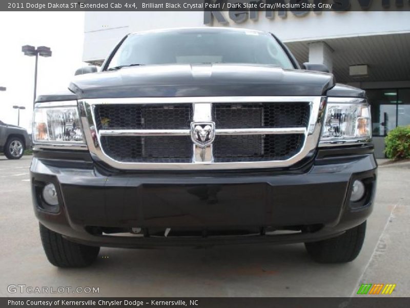 Brilliant Black Crystal Pearl / Dark Slate Gray/Medium Slate Gray 2011 Dodge Dakota ST Extended Cab 4x4