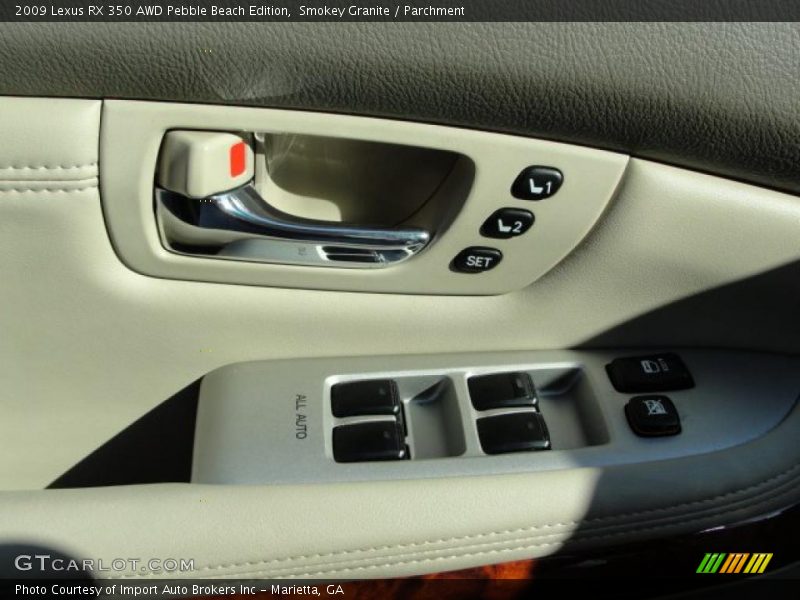 Controls of 2009 RX 350 AWD Pebble Beach Edition