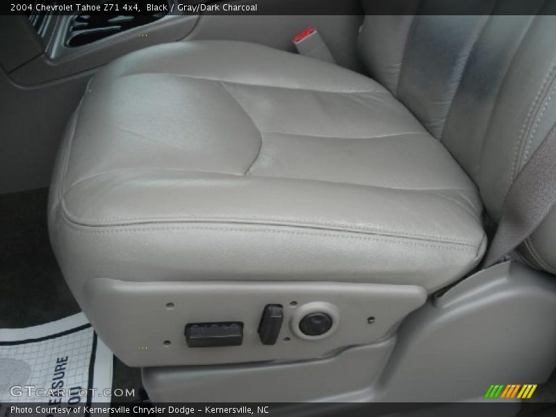 Black / Gray/Dark Charcoal 2004 Chevrolet Tahoe Z71 4x4